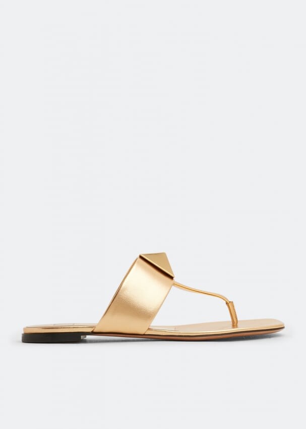 

Сандалии VALENTINO GARAVANI One Stud thong sandals, золотой