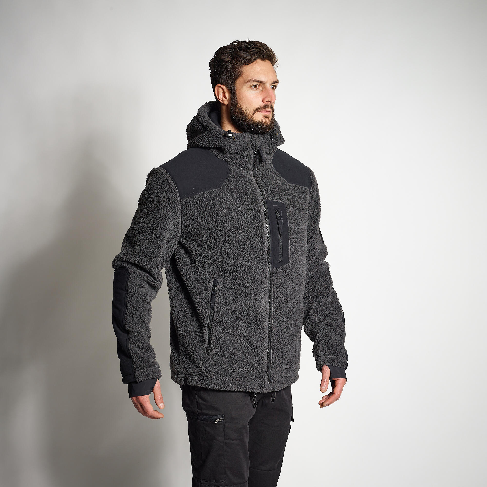 цена Куртка флисовая 900 теплая на подкладке из вторичного сырья серая SOLOGNAC, углерод серый