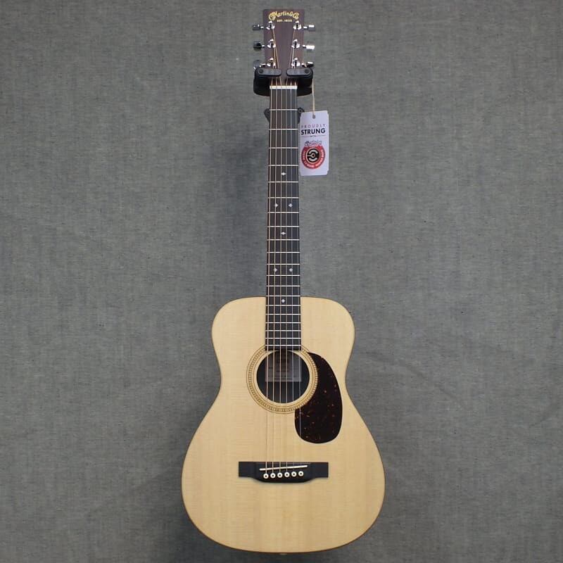 

Martin LX1RE Little Martin — верхняя дека из ели / узор из палисандра HPL сзади и по бокам
