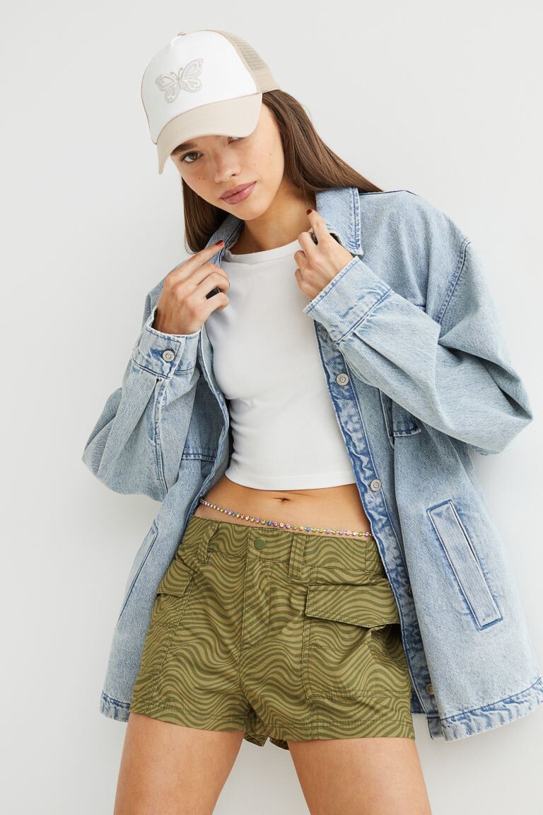 

Грузовые шорты H&M, оливково-зеленый