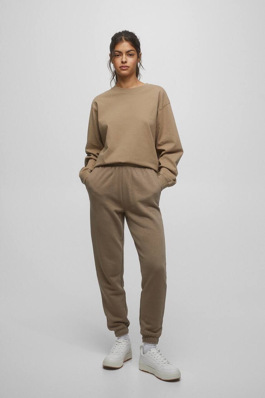 

Базовые джоггеры с эластичной окантовкой Pull&Bear, серый