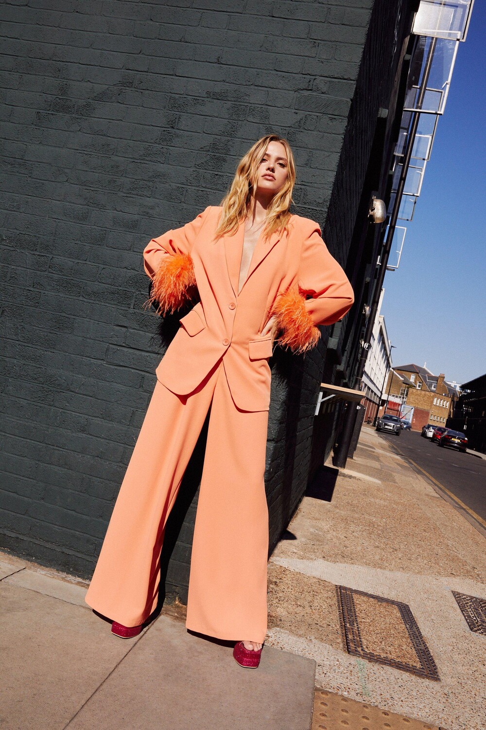 

Широкие брюки со складками Nasty Gal, оранжевый