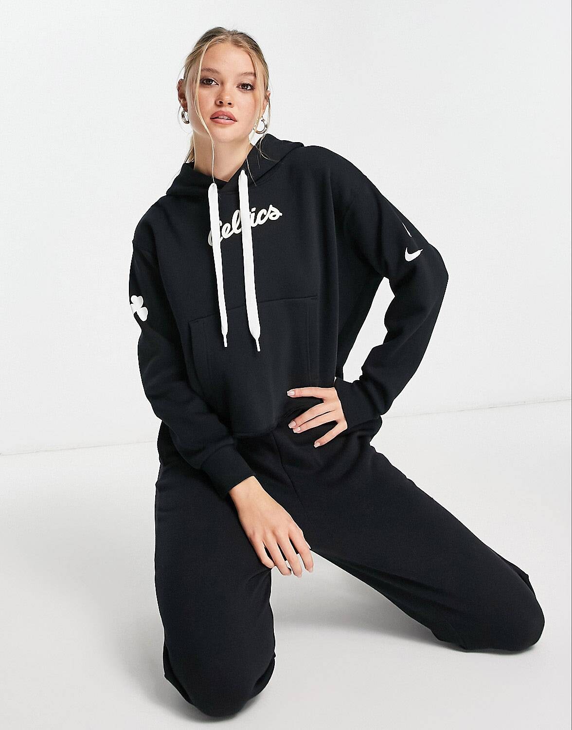 

Черная укороченная худи Nike Basketball NBA Boston Celtics, Черный