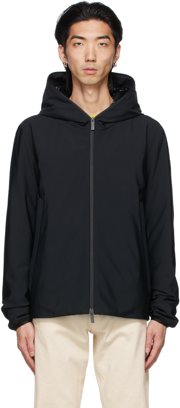 

Черный пуховик лиорета Moncler