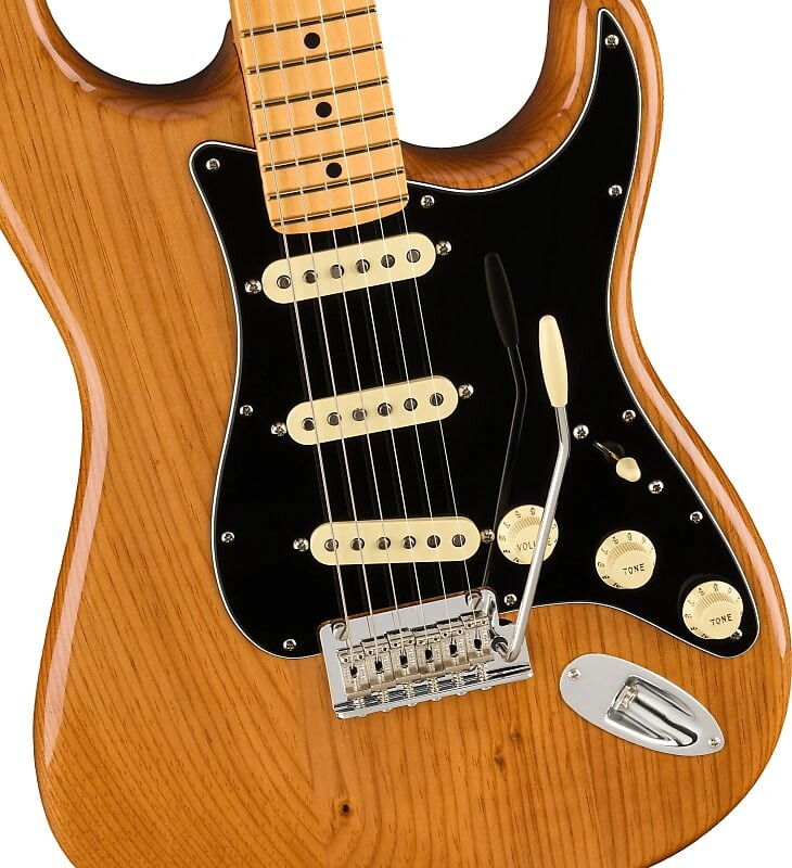 

Fender American Professional II Stratocaster с накладкой из клена - жареная сосна American Professional II Stratocaster with Maple Fretboard