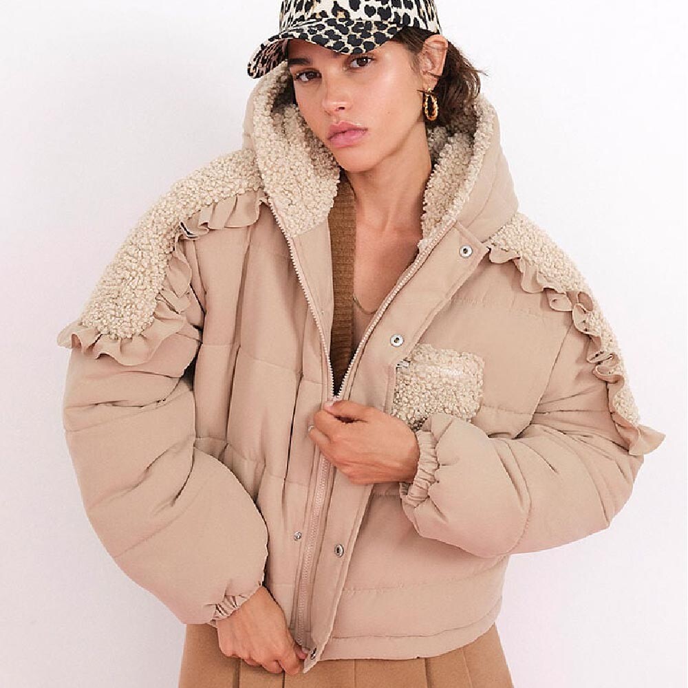 

Куртка For Love & Lemons Puffer With Ruffle Trim, бежевый