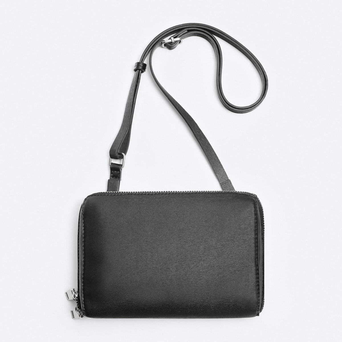 

Мужская сумка Zara Embossed Crossbody, черный