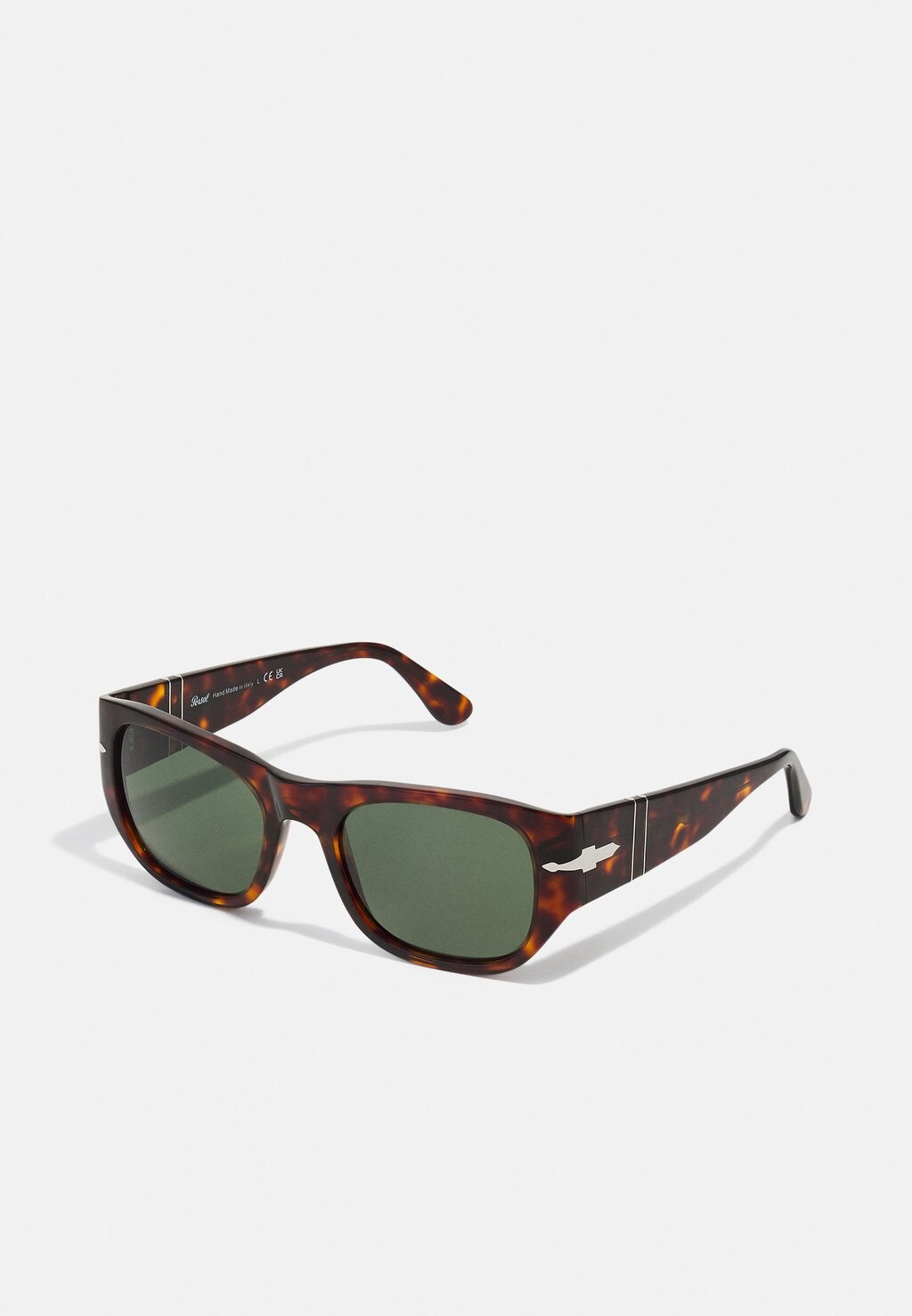 

Солнцезащитные очки Persol