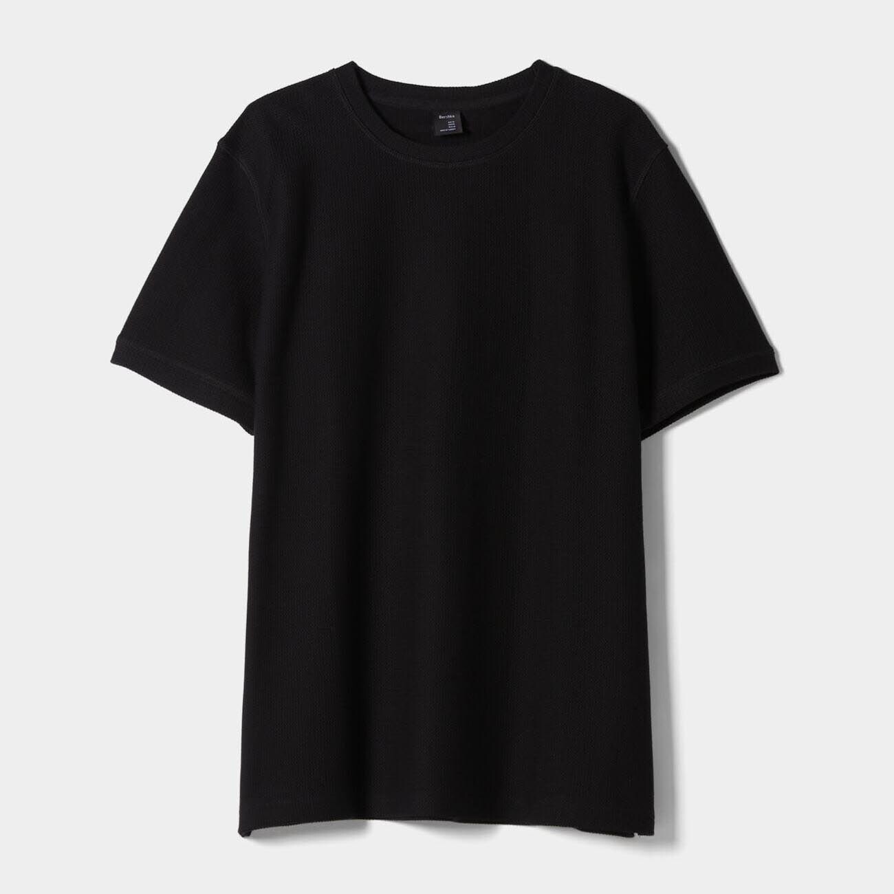 

Футболка Bershka Textured Short-sleeve, черный