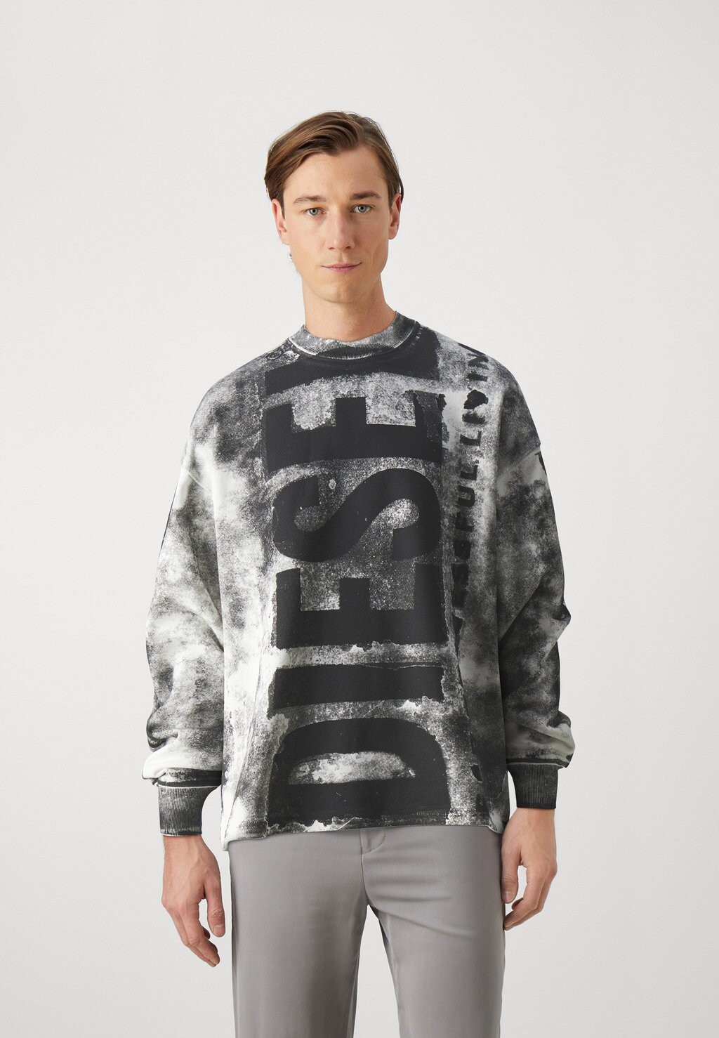 

Толстовка с капюшоном Diesel, черный
