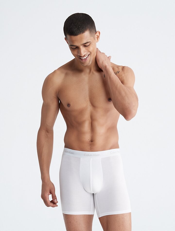 

Ультрамягкие трусы-боксеры Modern Calvin Klein, белый