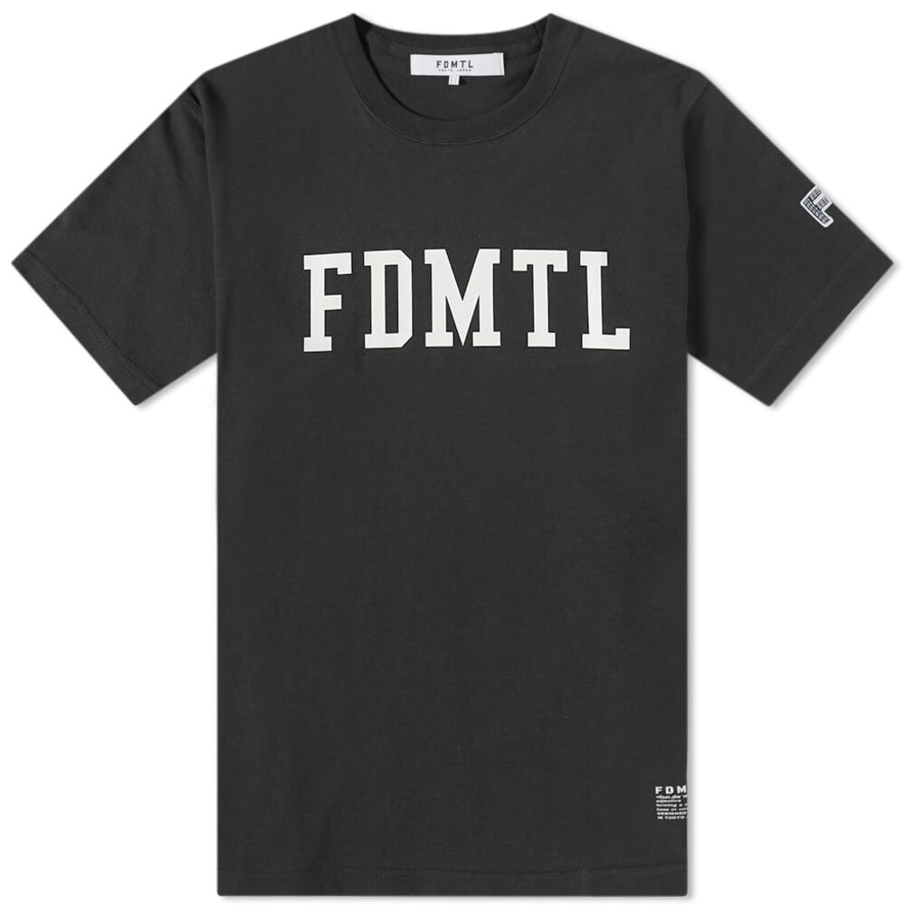 

Футболка с логотипом FDMTL