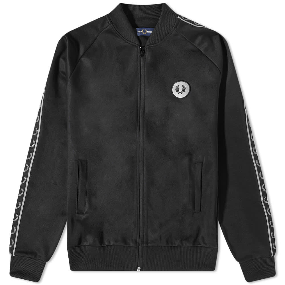 

Светоотражающая спортивная куртка с воротником-бомбером Fred Perry