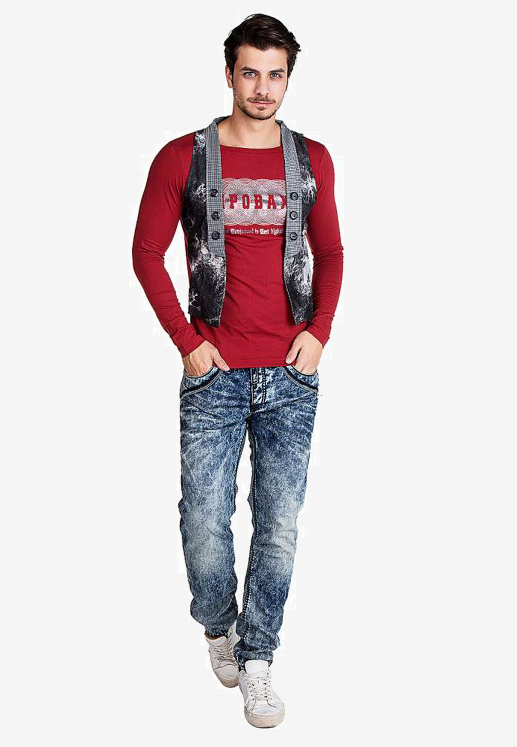 

Лонгслив Cipo & Baxx Langarmshirt, бордо