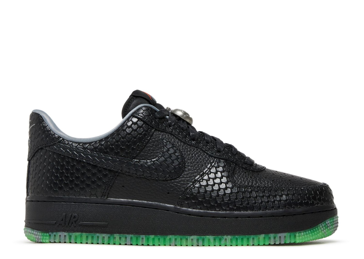 

Кроссовки Nike Air Force 1 Low Premium 'Halloween - Headless Horseman', черный