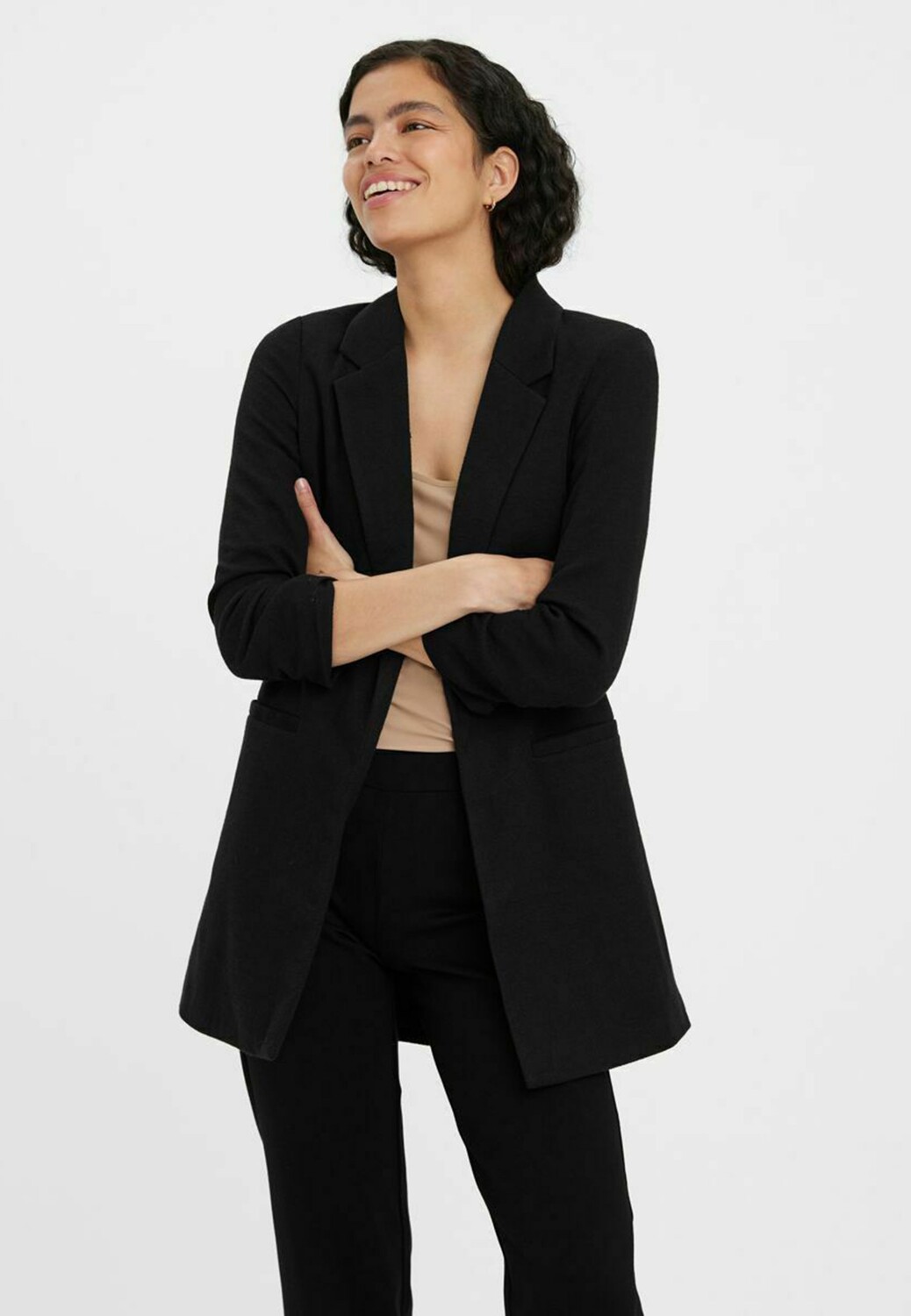 

Пальто короткое Vero Moda, черный