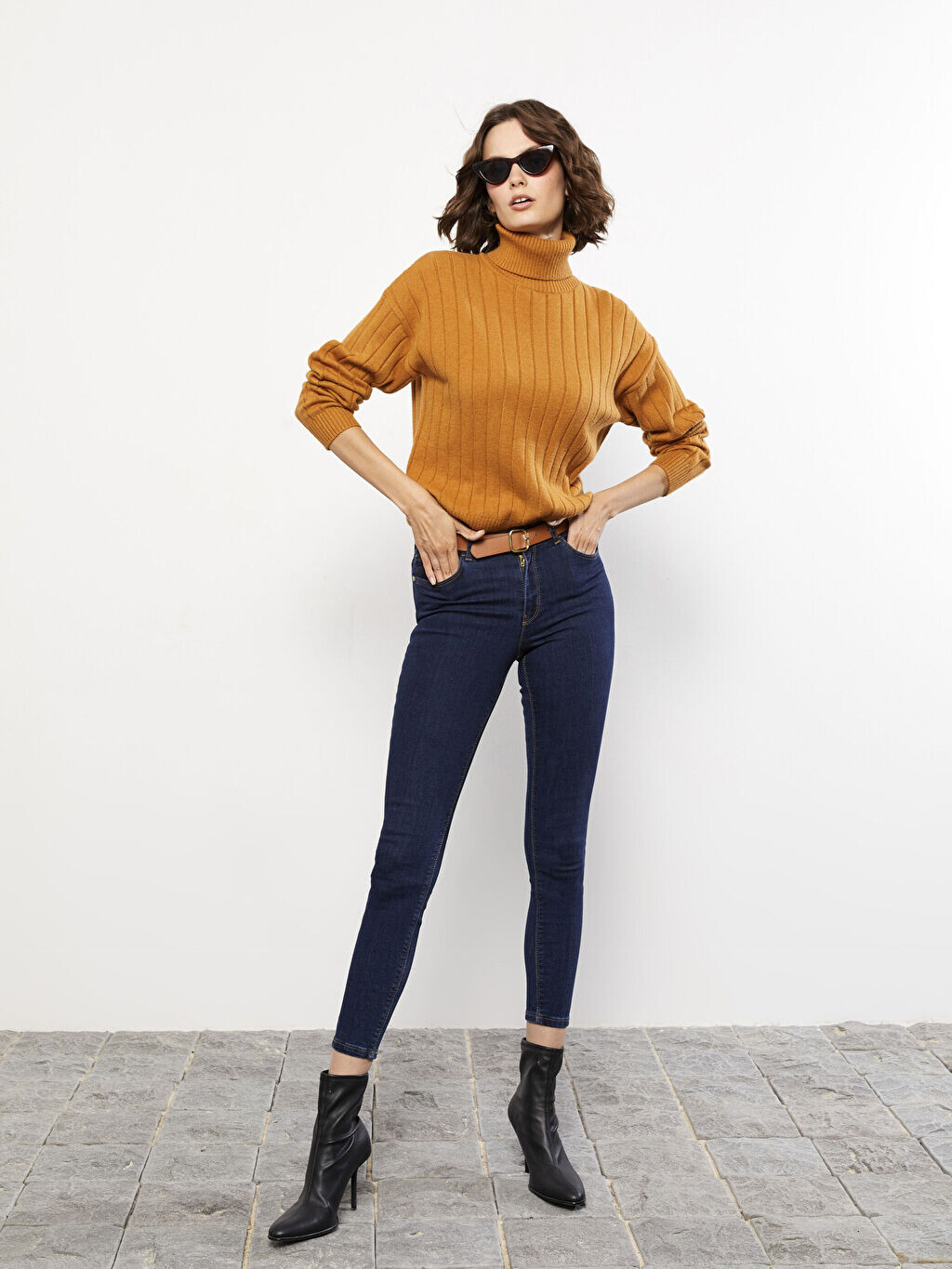 

Женские прямые джинсы и пояс Skinny Fit LCW Jeans