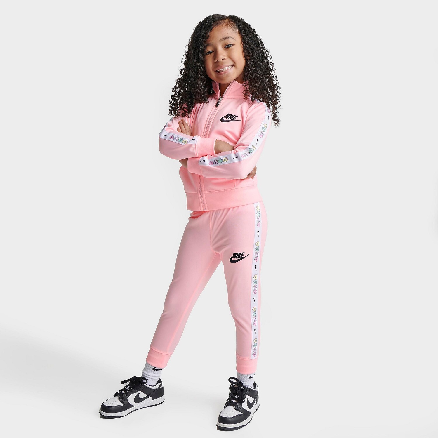 

Детский костюм спортивный Nike Swoosh Love, розовый