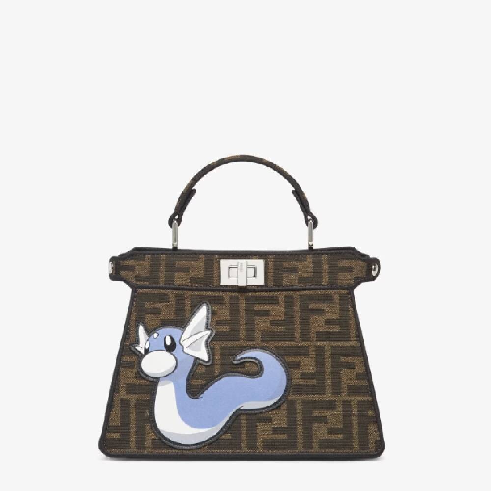 

Сумка Fendi X Frgmt X Pokemon Peekaboo Iseeu Small, коричневый