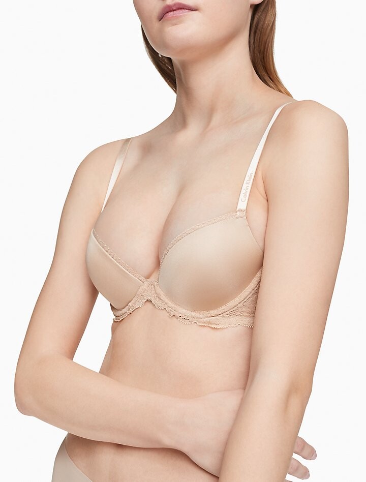 

Кружевной полупрозрачный бюстгальтер пуш-ап Seductive Comfort Calvin Klein