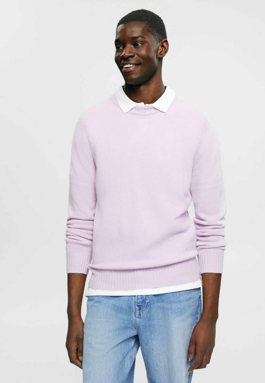 

Вязаный свитер Esprit, цвет lilac