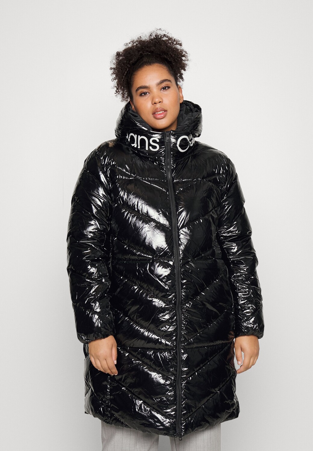 

Пальто классическое Calvin Klein Jeans Plus, черный