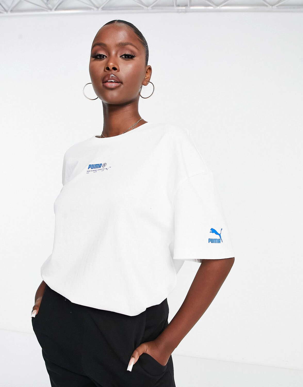 

Яркая бело-синяя футболка оверсайз Puma acid - эксклюзивно для ASOS