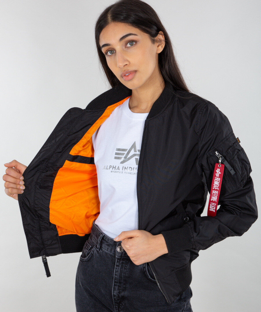 

Куртка Alpha Industries MA-1 TT женская, черная