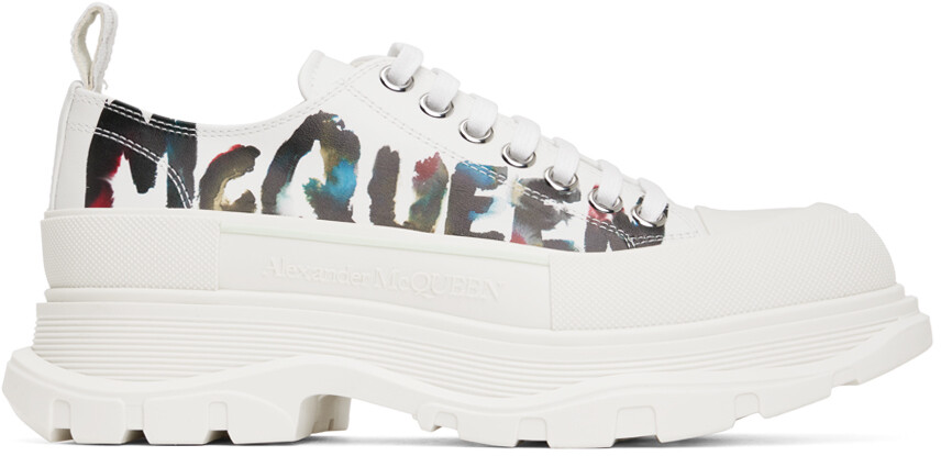 

Белые кроссовки с надписью Graffiti Tread Slick Alexander McQueen