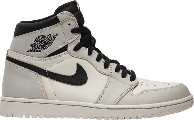 

Кроссовки Air Jordan 1 Retro High SB NYC to Paris Sample, белый