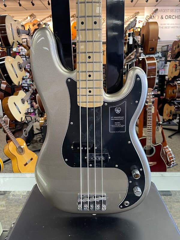 

Бас-гитара Fender Diamond Anniversary Precision Bass