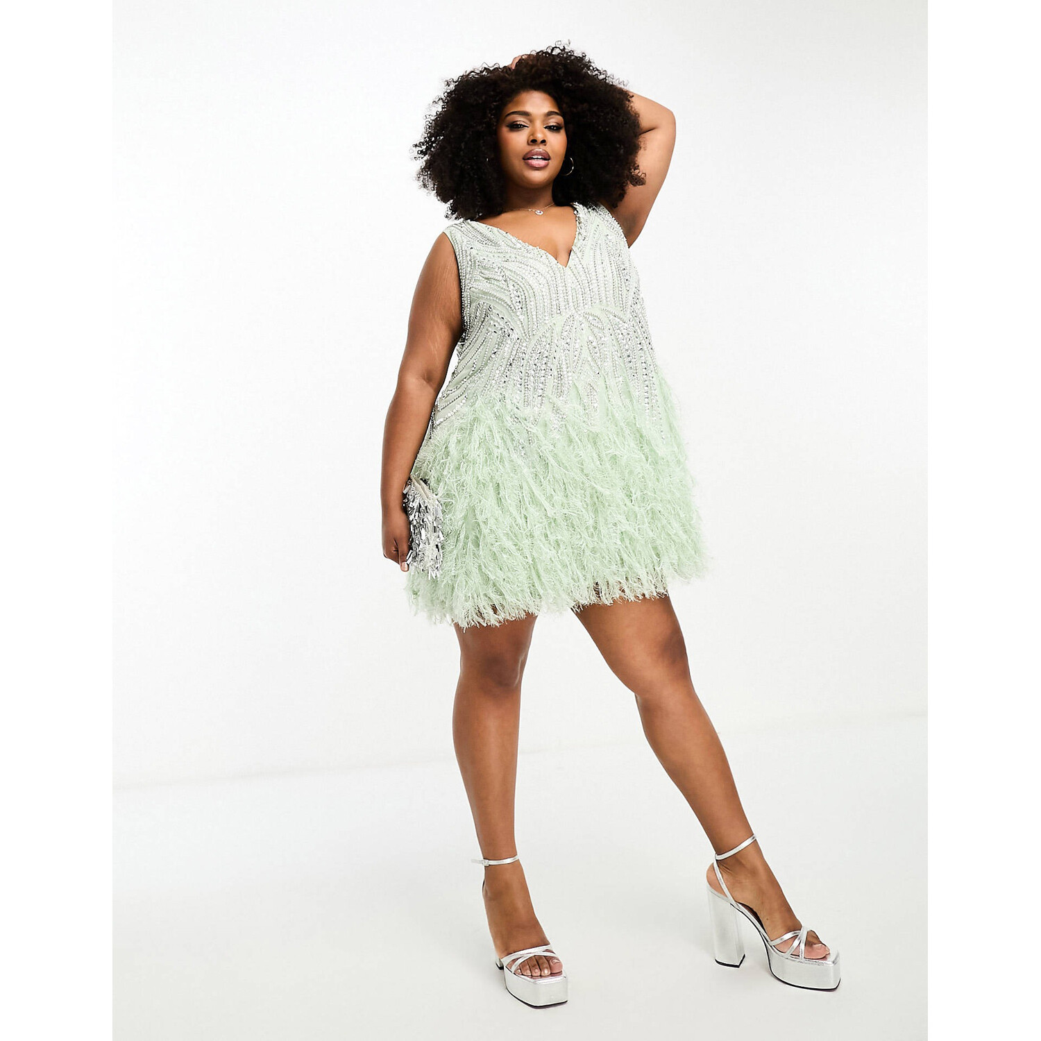 

Платье Asos Edition Curve Decorated With Crystals, серо-зеленый