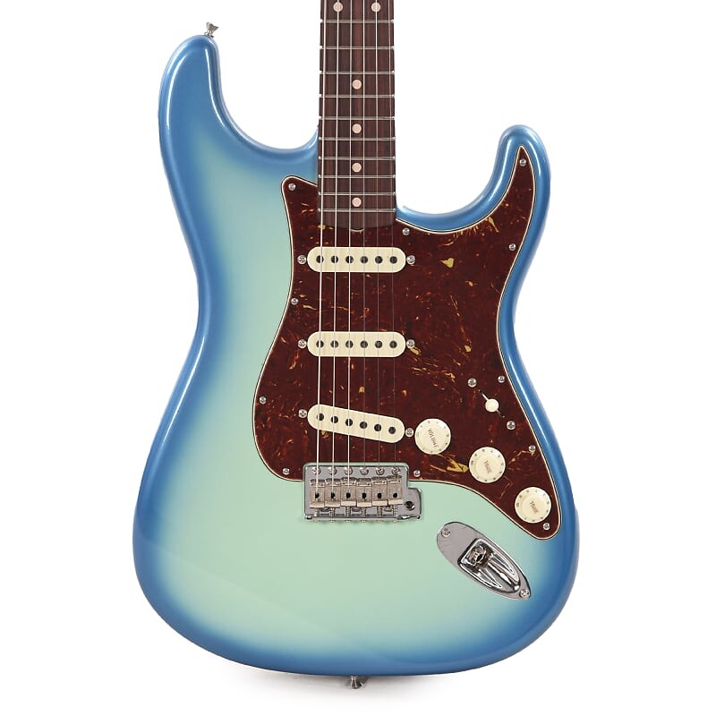 

Fender Custom Shop 1960 Stratocaster Ash "Chicago Special" Time Capsule Aged Surf Green/Lake Placid Blue Burst (серийный номер R121002)