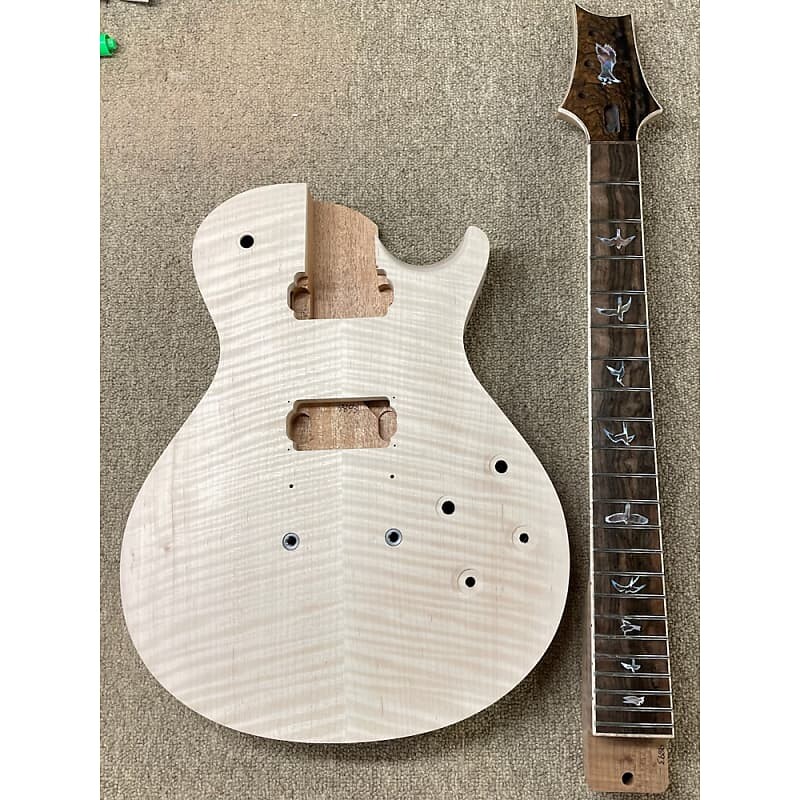 

PRS Private Stock McCarty 594 Single Cut Curly Maple Charcoal Smokeburst с накладкой на гриф из экзотического черного дерева Предзаказ
