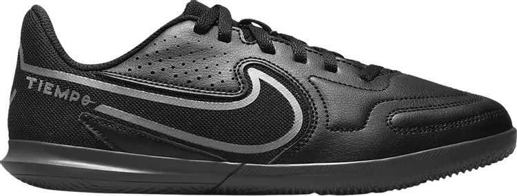 

Кроссовки Nike Tiempo Legend 9 Club IC GS 'Black Iron Grey', черный