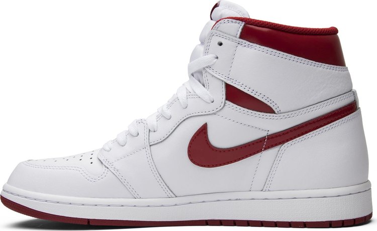 Air Jordan 1 Retro High OG Metallic Red