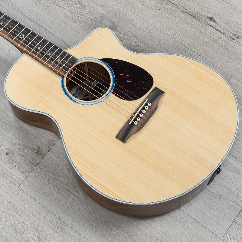 

Акустическая электрогитара Martin Guitars SC-13E, верхняя дека из ситкинской ели, цвет натуральный