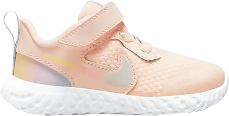 

Кроссовки Nike Revolution 5 SE TD 'Crimson Tint Multi', оранжевый