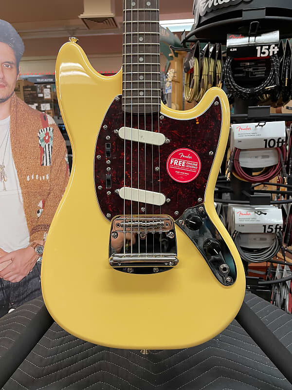 

В ПРОДАЖЕ-Squier Classic Vibe '60S MUSTANG Vintage White