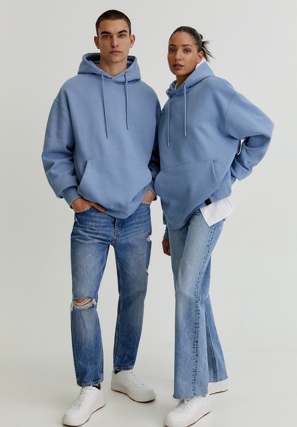 

Худи PULL&BEAR