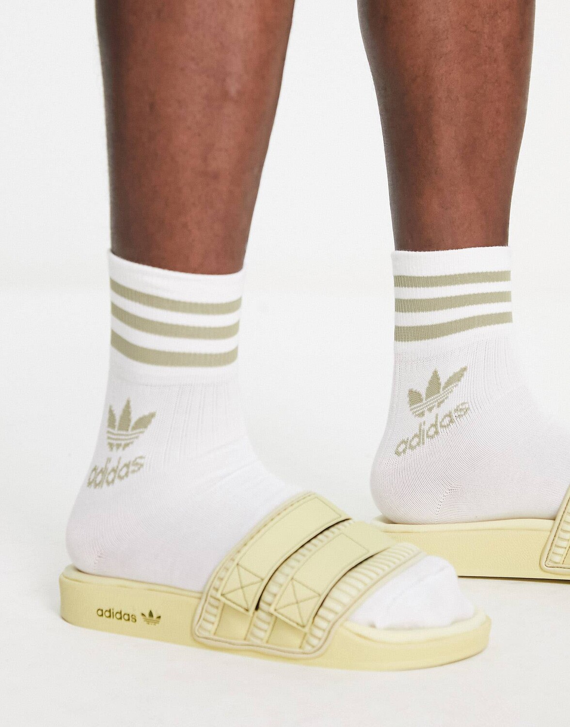

Шлепанцы adidas Originals Adilette 2.0 Retro песочно-бежевого цвета