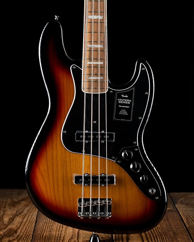 

Гитара Fender Vintera '70s, солнечные лучи