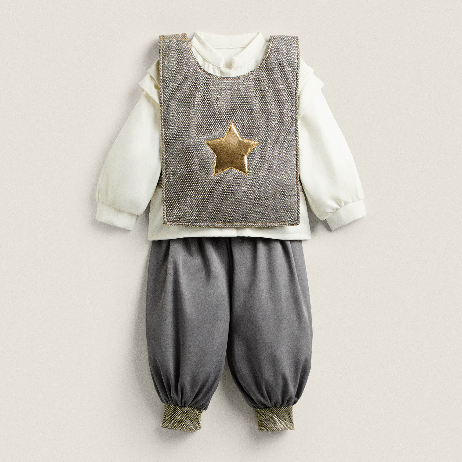 Детский костюм рыцаря Zara Home, белый/серый