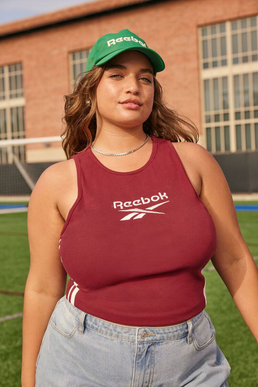 

Укороченная майка Reebok больших размеров Forever 21, бордовый