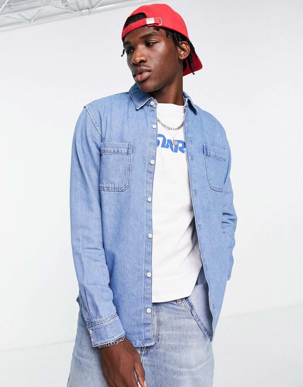 

Светлая джинсовая рубашка Jack & Jones Essentials в винтажном стиле