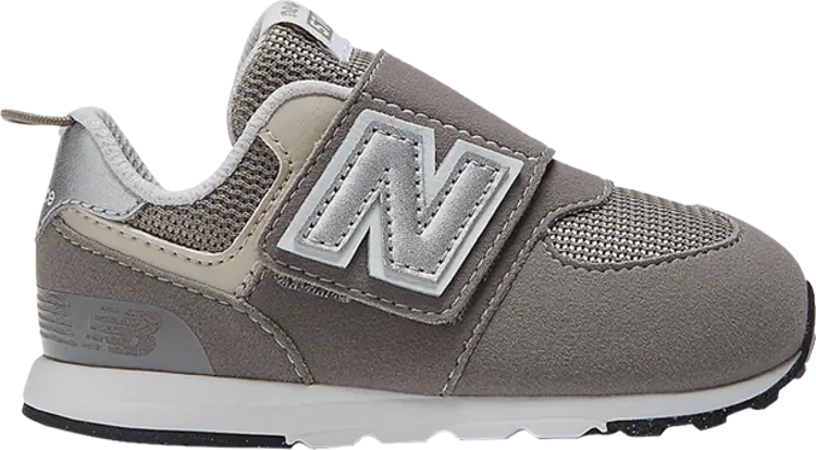 

Кроссовки New Balance 574 New-B Hook & Loop Toddler X-Wide 'Rain Cloud Silver Metallic', серебряный