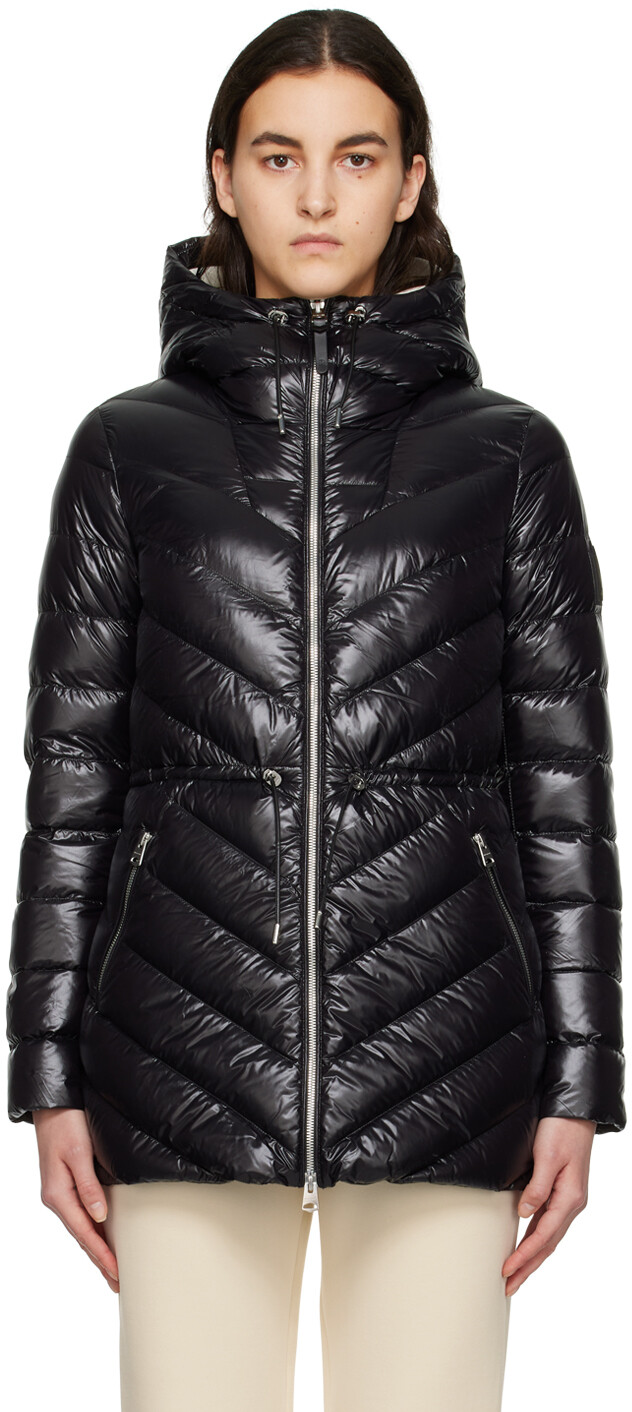 

Черный пуховик Arita Mackage