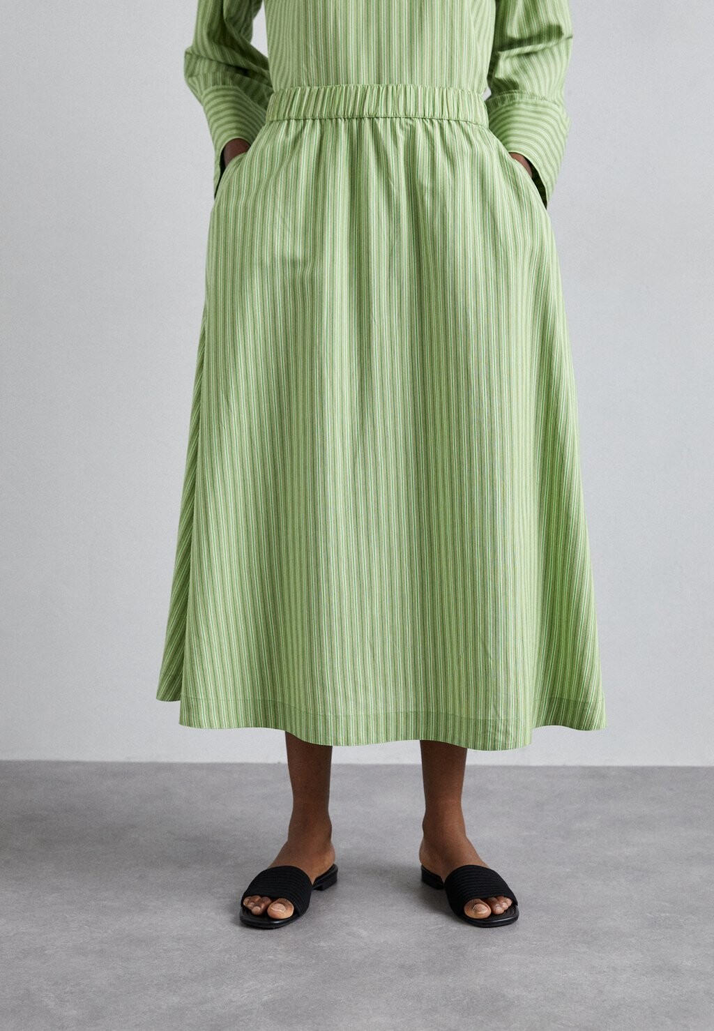 

Юбка макси MARLA Rodebjer, цвет green