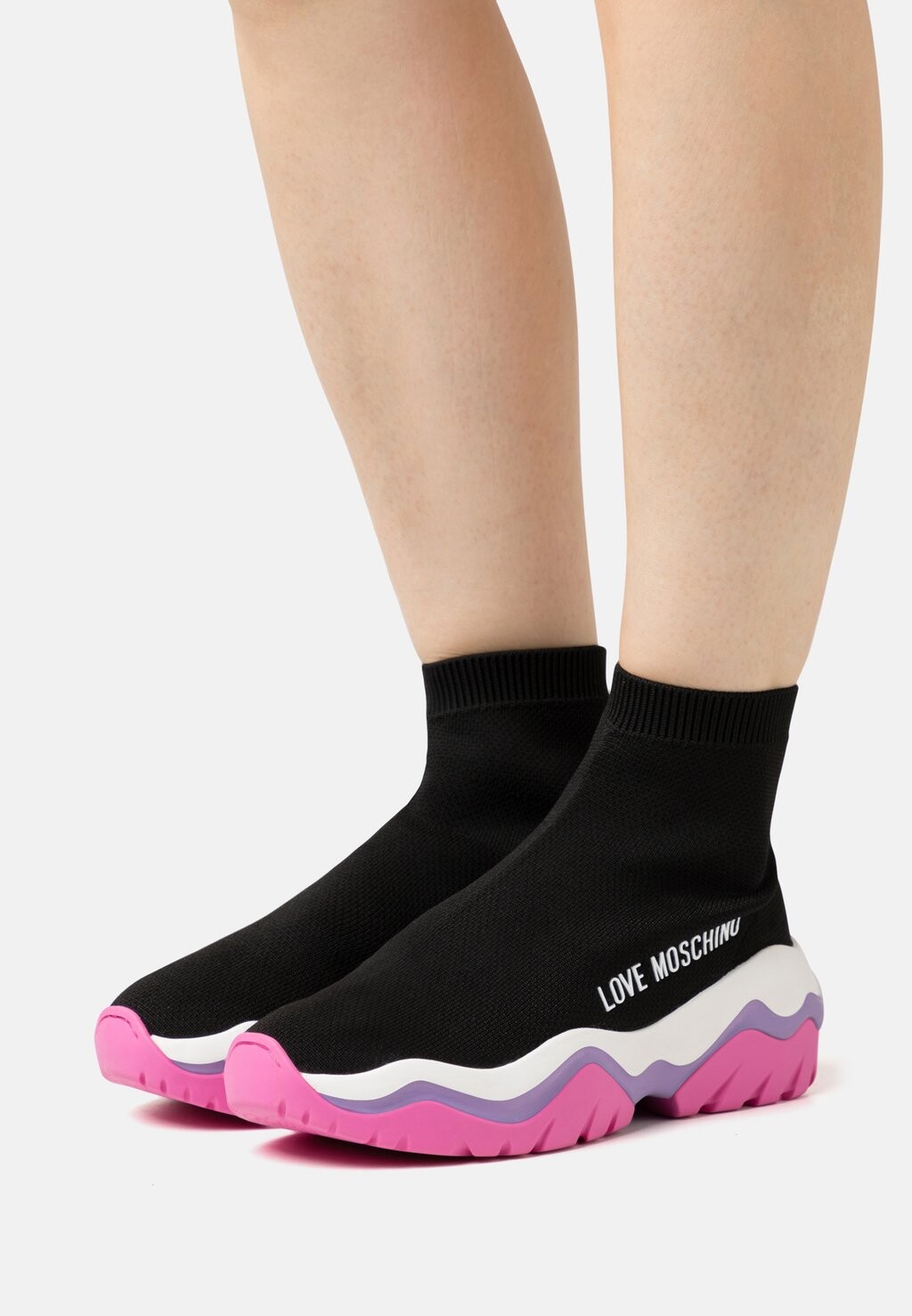 

Высокие кроссовки Love Moschino, черный