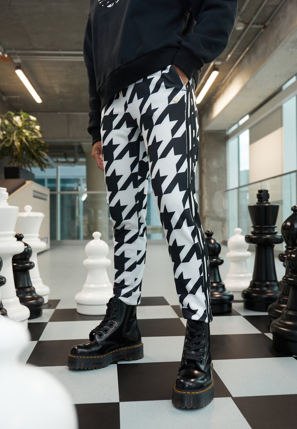 

Спортивные брюки adidas Originals, черно-белый